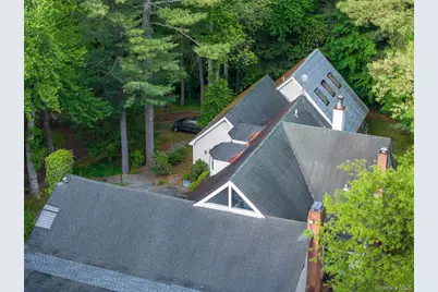 8 Woodstock Court, Muttontown, NY 11771 - Photo 5
