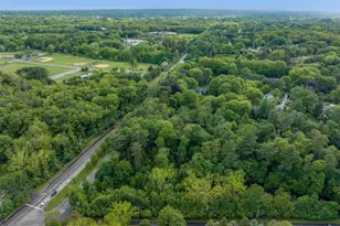 8 Woodstock Ct, Muttontown, NY 11771 - Photo 15