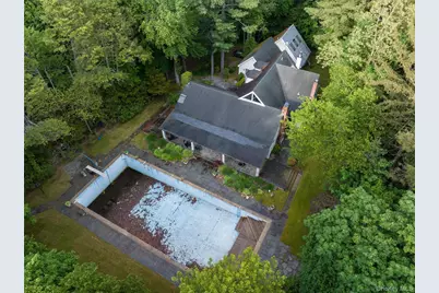 8 Woodstock Court, Muttontown, NY 11771 - Photo 7