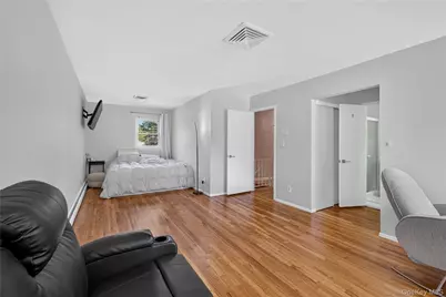 1171 Carlls Straight Path, Dix Hills, NY 11746 - Photo 17