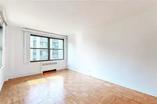 98-33 64th Ave, Rego Park, NY 11374 - Photo 9