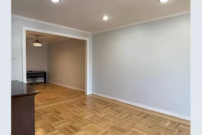 2944 Lurting Avenue, Bronx, NY 10469 - Photo 3