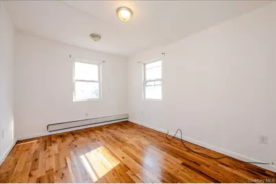 214 Beach 3rd, Far Rockaway, NY 11691 - Photo 11
