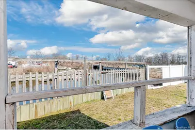 214 Beach 3rd, Far Rockaway, NY 11691 - Photo 17