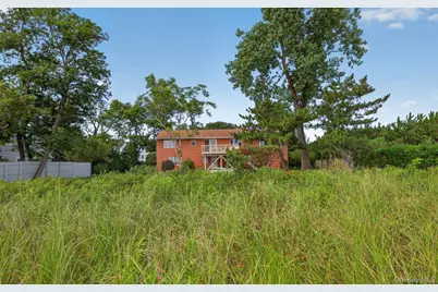 23 Eastland Drive, Glen Cove, NY 11542 - Photo 41
