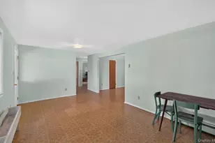 23 Eastland Dr, Glen Cove, NY 11542 - Photo 37