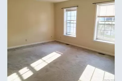 402 Watch Hill Drive #402, Tarrytown, NY 10591 - Photo 13