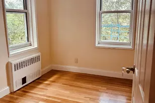 1304 Midland Ave, Yonkers, NY 10704 - Photo 9