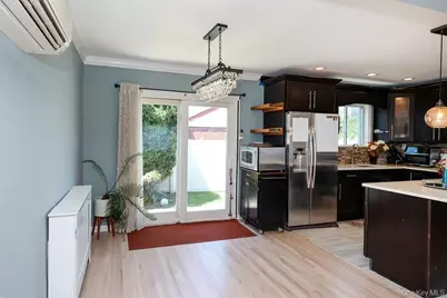 844 Hemlock Street, Franklin Square, NY 11010 - Photo 7