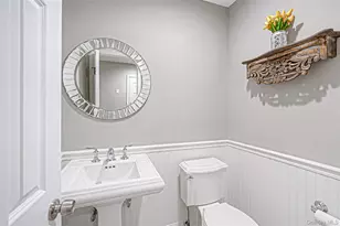 10 Williamsburg Dr, Northport, NY 11768 - Photo 15