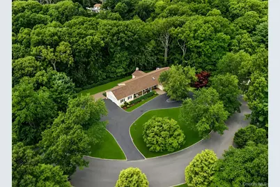 10 Williamsburg Drive, Northport, NY 11768 - Photo 1