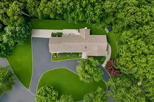 10 Williamsburg Dr, Northport, NY 11768 - Photo 41