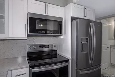25 Tyler Street #7-G, Rocky Point, NY 11778 - Photo 3