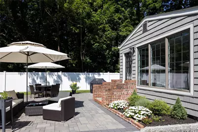 25 Clearfield Place, Huntington, NY 11743 - Photo 15