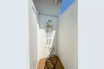 191 Beach 140th Street, Rockaway Park, NY 11694 - Photo 33