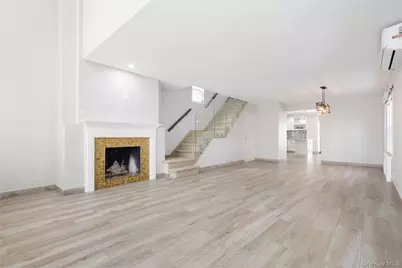 191 Beach 140th Street, Rockaway Park, NY 11694 - Photo 17