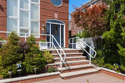 191 Beach 140th Street, Rockaway Park, NY 11694 - Photo 15