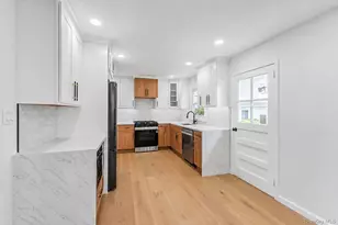 10 York St, Hicksville, NY 11801 - Photo 5