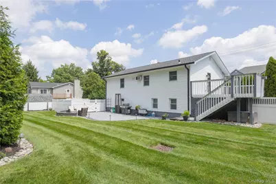 395 Ehrhardt Road, Pearl River, NY 10965 - Photo 29