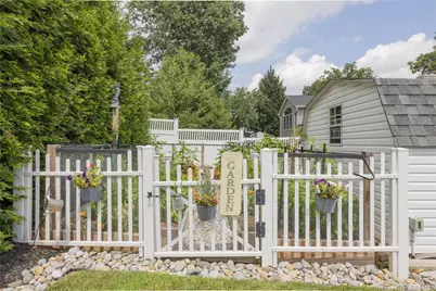 395 Ehrhardt Road, Pearl River, NY 10965 - Photo 25