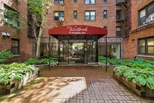 10 Franklin Ave, White Plains, NY 10601 - Photo 3