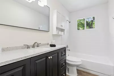 91 Circle Drive W, Patchogue, NY 11772 - Photo 17