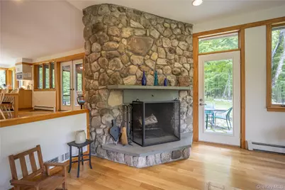 52 Camp Ridge Road, Wallkill, NY 12589 - Photo 9