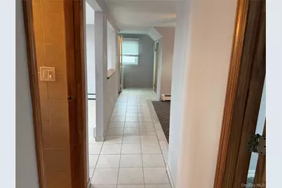 360 West Drive, Copiague, NY 11726 - Photo 11