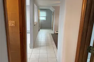 360 West Dr, Copiague, NY 11726 - Photo 11