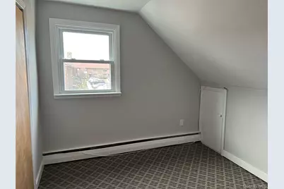 360 West Drive, Copiague, NY 11726 - Photo 15