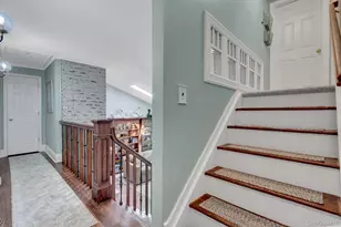 22 Larkspur Dr, West Islip, NY 11795 - Photo 25