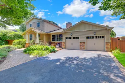 22 Larkspur Drive, West Islip, NY 11795 - Photo 3