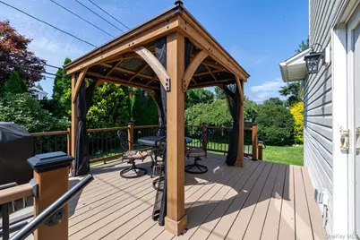3848 Cordwood Lane, Seaford, NY 11783 - Photo 25