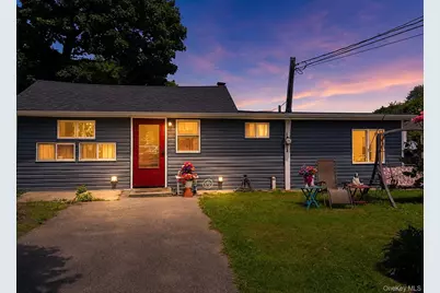 57 Sutton Court, West Islip, NY 11795 - Photo 1