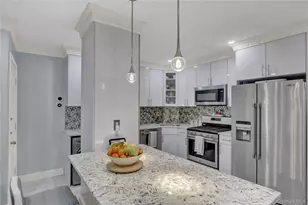 107-49 117th St, Richmond Hill, NY 11419 - Photo 9