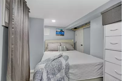 10749 117th Street, Richmond Hill, NY 11419 - Photo 19