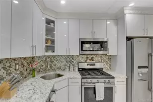 107-49 117th St, Richmond Hill, NY 11419 - Photo 11