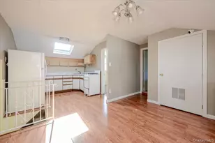 13 Truxton Rd, Island Park, NY 11558 - Photo 5
