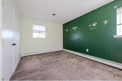 13 Truxton Road #Upper, Island Park, NY 11558 - Photo 11