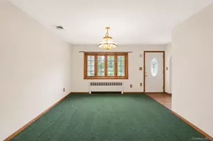 1 Dale Ln, Smithtown, NY 11787 - Photo 11
