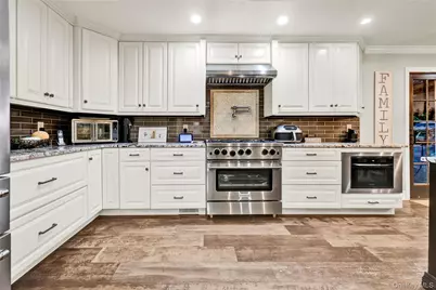 34 Strathmore Drive, New City, NY 10956 - Photo 11
