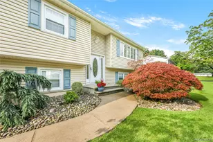 34 Strathmore Dr, New City, NY 10956 - Photo 3