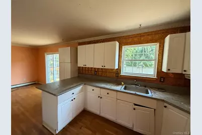 52 Arpage Drive E, Shirley, NY 11967 - Photo 5