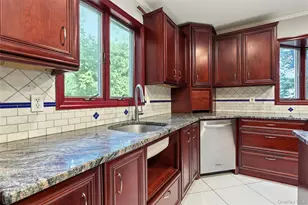 19 Farview Terrace, Suffern, NY 10901 - Photo 11