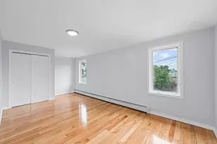 219-08 138th Rd, Springfield Gardens, NY 11413 - Photo 11