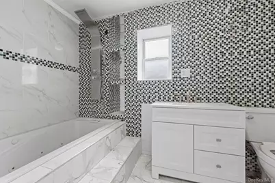 21908 138th Road, Springfield Gardens, NY 11413 - Photo 5
