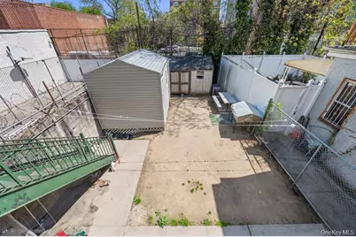 425 Barbey Street, Brooklyn, NY 11207 - Photo 21