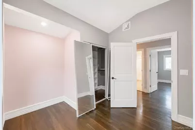 18 Catherwood Crescent, Melville, NY 11747 - Photo 17