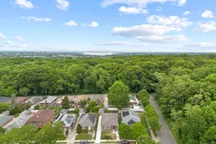 226-59 76th Rd, Oakland Gardens, NY 11364 - Photo 15