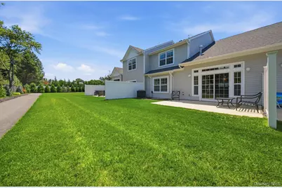 72 Farm Acre Circle, Mount Sinai, NY 11766 - Photo 37
